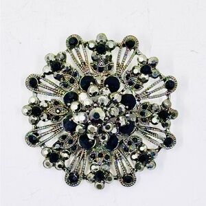 Vintage Gunmetal Silver Tone & Black Rhinestone 2.25” Round Brooch